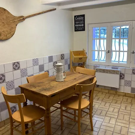 Holiday home A La Croisee Des Chemins