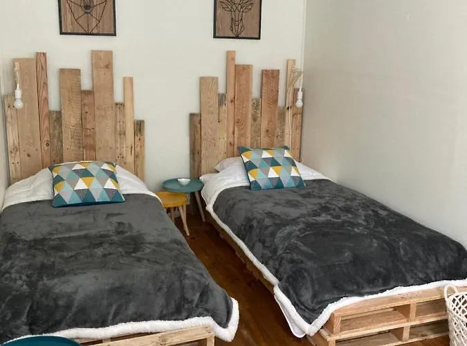 A La Croisee Des Chemins * Saint-Nicolas-des-Biefs